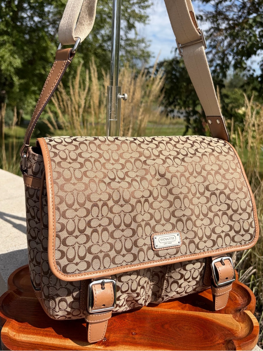 Coach Signature Jacquard Small Messenger Crossbody Bag F70283 - Picture 4 of 17
